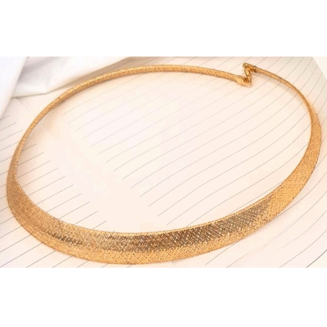 Nidal Jewels | Elara Rose Gold Omega Necklace